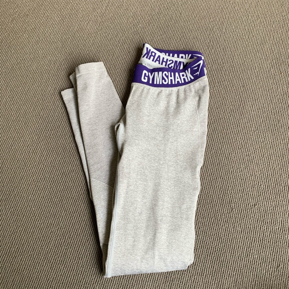 NWOT M Gymshark Leggings